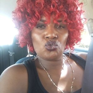 Meet your Posher, Tiffaney